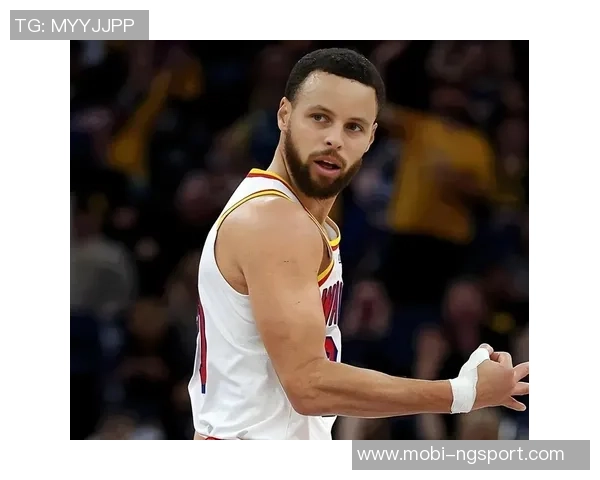 库里谈第六犯判罚合理性回忆曾因裁判判罚而犯规的经历 库里谈第六犯判罚合理性回忆曾因裁判判罚而犯规的经历